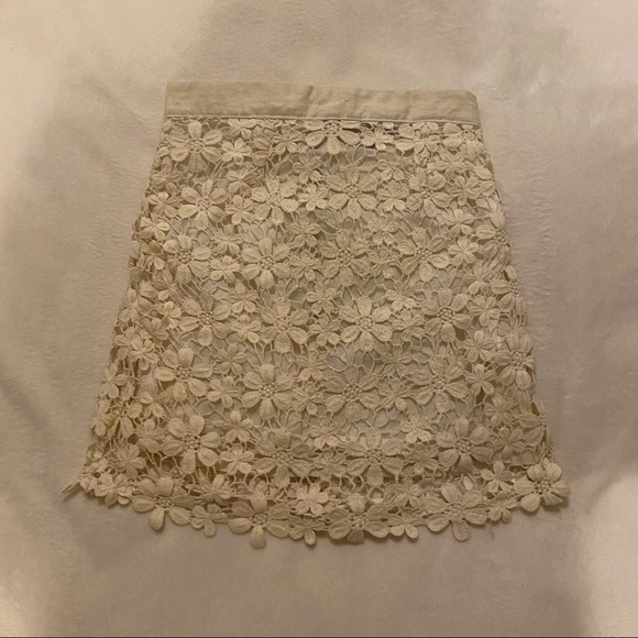 SABO SKIRT WHITE FLOWERS, Size 6 - Picture 3 of 10